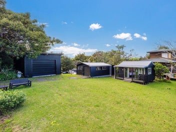 1 Pigeon Place, Tāwharanui Peninsula, Matakana