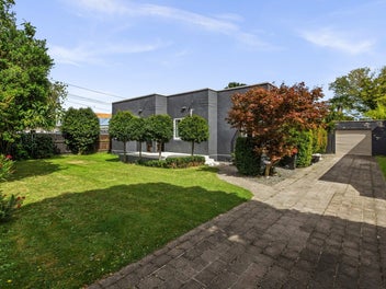 508 Southampton Street East, Hastings