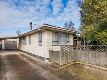 11 Cascade Crescent, Westbrook, Palmerston North