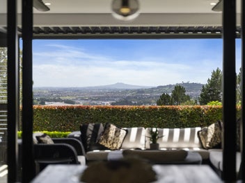 420 REDOUBT RD, Tōtara Park, Auckland