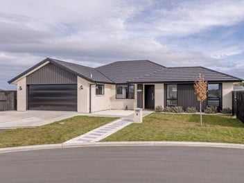 9 Mary Place, Darfield, Darfield