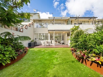 2/91 Speight Road, Kohimarama, Auckland
