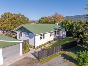 19 Wallace Street, Featherston, Featherston
