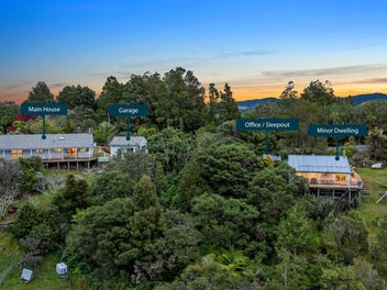 211 Whitehills Road, Silverdale