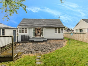 17 Lorne Street, Melville, Hamilton