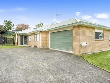 8 Caulfield Place, Nawton, Hamilton
