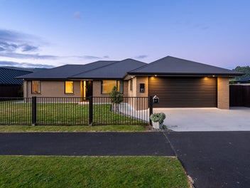 91 Severn Street, Green Island, Dunedin