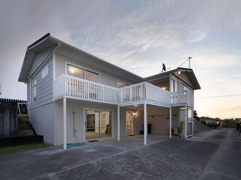76 Kahukura Avenue, Waitārere Beach, Levin