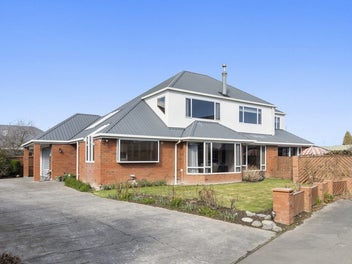 18 Huntingdon Place, Avonhead, Christchurch