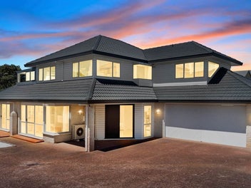 214 Whitford Road, Shamrock Park, Auckland