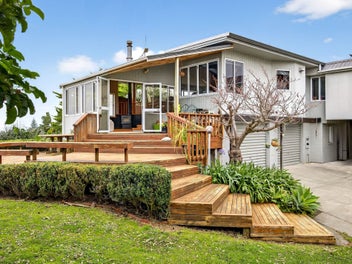 11 Douglas Street, Okitu, Gisborne