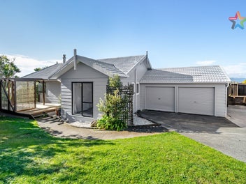 21 Jasmine Grove, Maungaraki, Lower Hutt