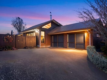 212 Maidstone Road, Avonhead, Christchurch