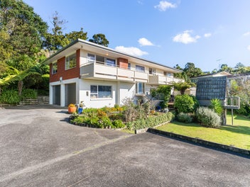 56 Mayfair Crescent, Mairangi Bay, Auckland