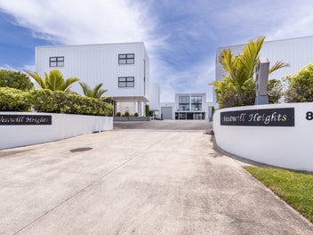 5/86 Hurlstone Drive, Waiwhakaiho, New Plymouth