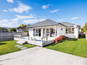 18 East Street, Terrace End, Palmerston North