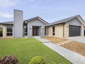 4 Woodridge Drive, Flagstaff, Hamilton