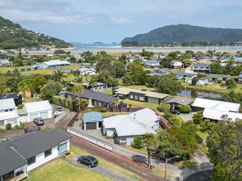 13 Willow Grove, Tairua, Tairua