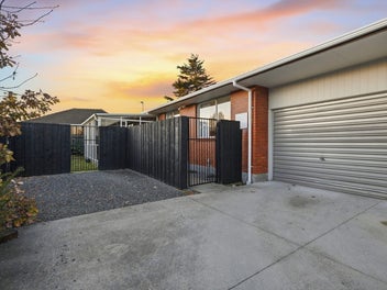 2/7 Ontario Place, Wainoni, Christchurch