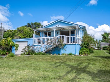 2 Coromandel Road, Oneroa, Waiheke Island