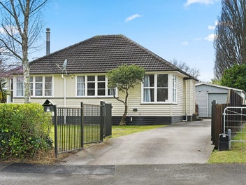50 Sare Crescent, Fairfield, Hamilton