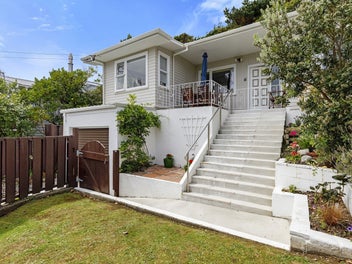 27 Lord Street, Stokes Valley, Lower Hutt