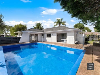 2 Pettit Place, Manukau, Auckland