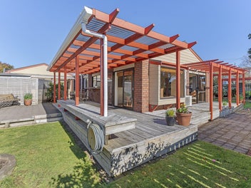 137 Govett Avenue, Frankleigh Park, New Plymouth