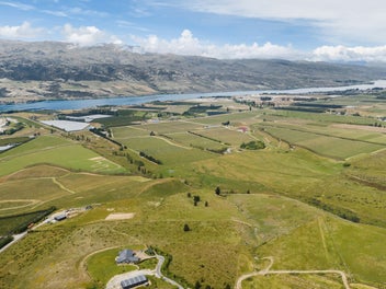 60 Cooper Lane, Mount Pisa