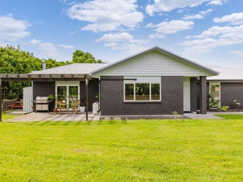 69 Williams Road, Tokomaru