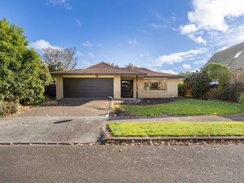 31 Akaroa Avenue, Awapuni, Palmerston North