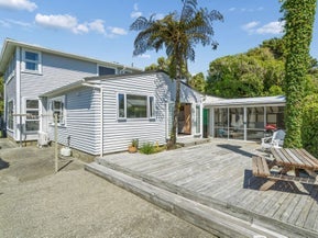 13 Stratton Street, Normandale, Lower Hutt
