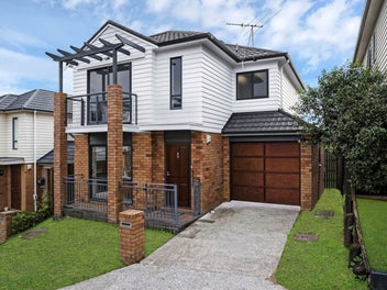 7 Lavender Garden Lane, Oteha, Auckland