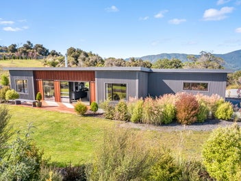 260 Fairview Drive, Akatarawa, Upper Hutt