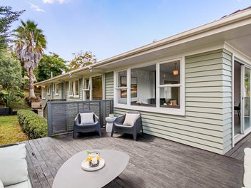 74 Seaview Road, Glenfield, Auckland