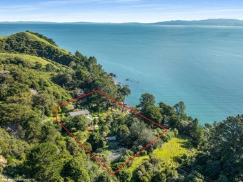1082 Thames Coast Sh25 Road, KERETA, THAMES