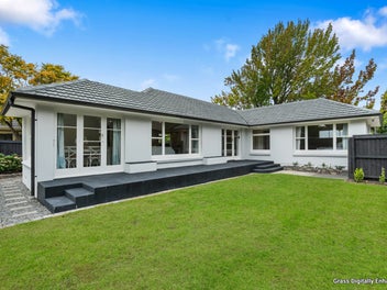 11 FORD ROAD, Opawa, Christchurch