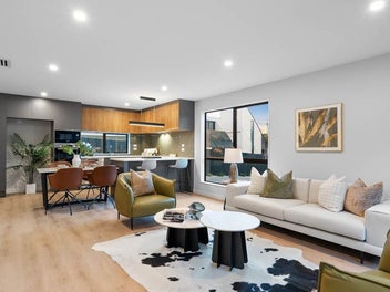 13 Emerald Way, Rosedale, Auckland