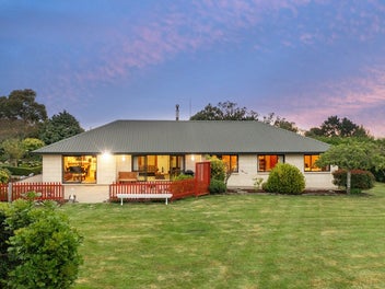 35 Green Island Bush Road, Blackhead, Dunedin