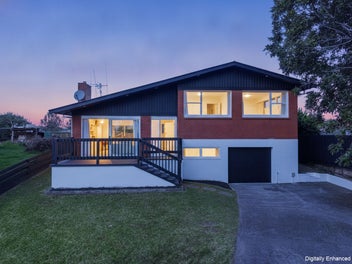 6 Joanna Place, Deanwell, Hamilton
