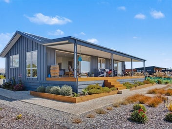 22 Elley Drive, Carters Beach, Westport