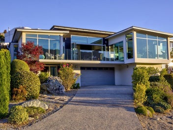 468 Peninsula Road, Kelvin Heights, Queenstown