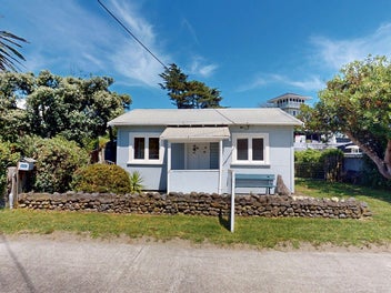 647 Waitarere Beach Road, Waitarere Beach, Levin