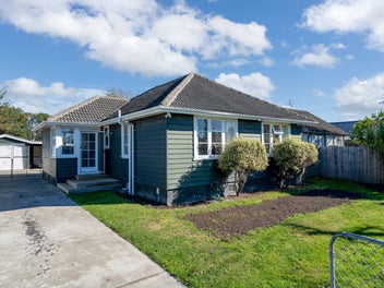 67 Garreg Road, Bryndwr, Christchurch