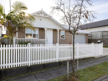 6 Queens Park Crescent, Frankton, Hamilton