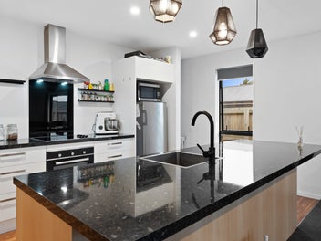 136 High Street, Southbridge, Southbridge