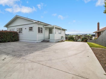 16 High Street, Tirau