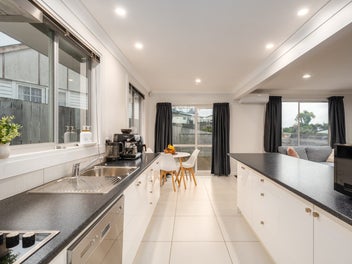 407 Warspite Avenue, Ascot Park, Porirua