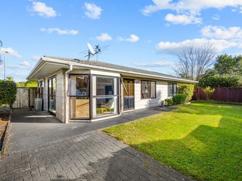 2/6 Dillimore Avenue, Pakuranga, Auckland