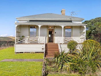 47 Binns Road, Karioitahi, Waiuku